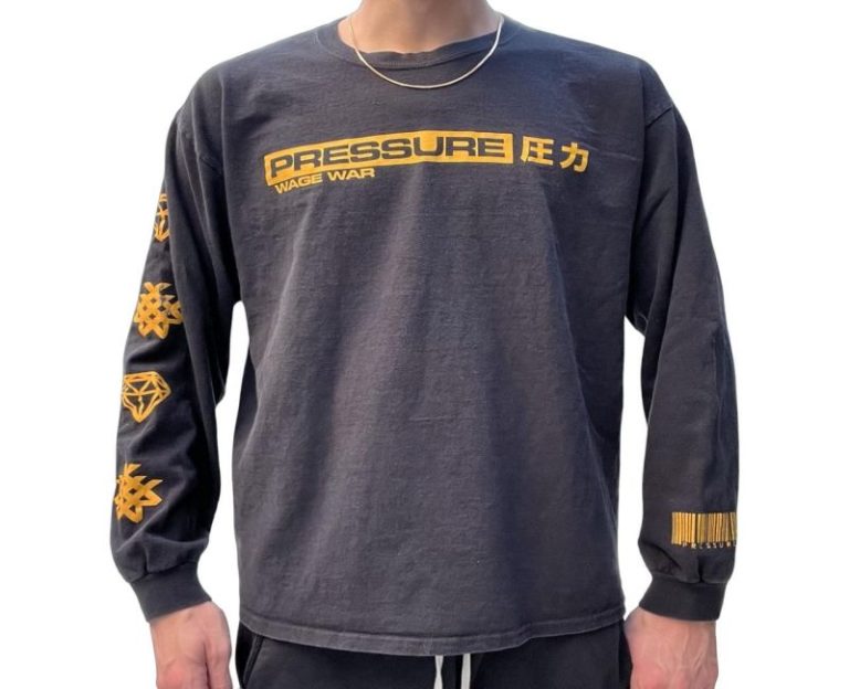 Collectible Wage War Gear: Perfect for Metal Fans